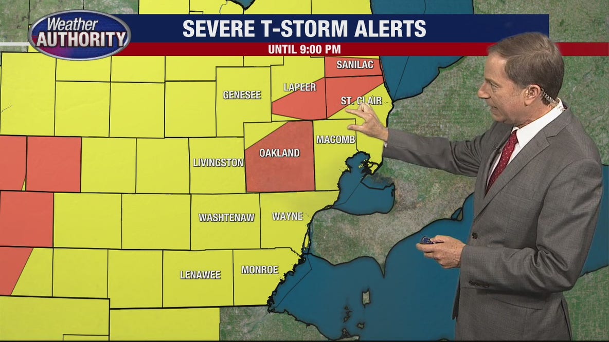 Severe weather moving through SE Michigan